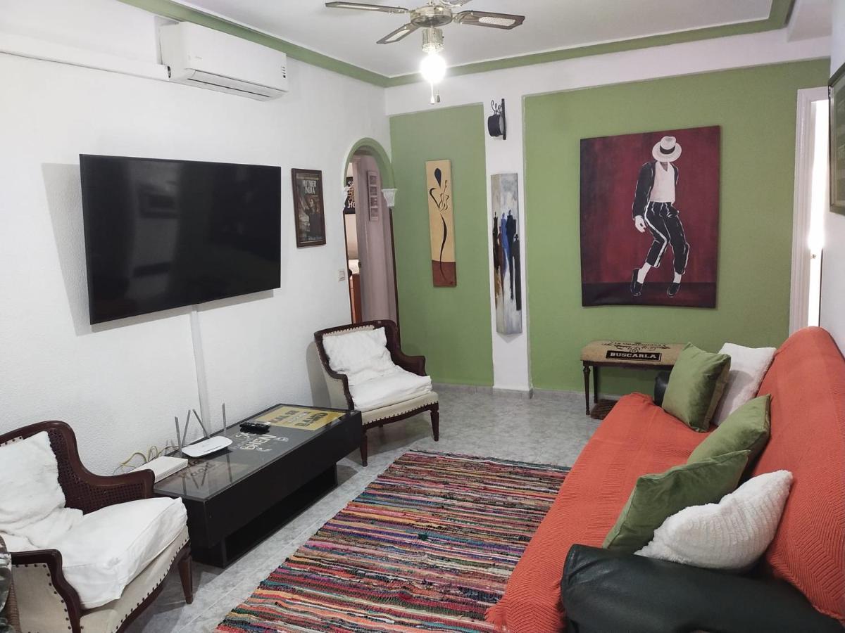 An Indian Bollywood Sevilla Experience - For Families, Couples & Business Trips المظهر الخارجي الصورة