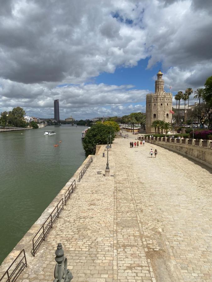 An Indian Bollywood Sevilla Experience - For Families, Couples & Business Trips المظهر الخارجي الصورة